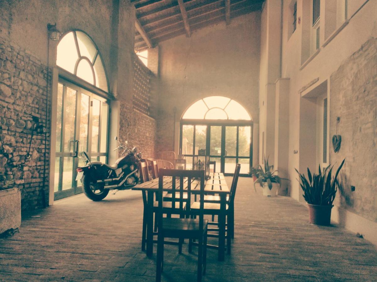 B&B Corte Cornalino Roverbella Exterior photo