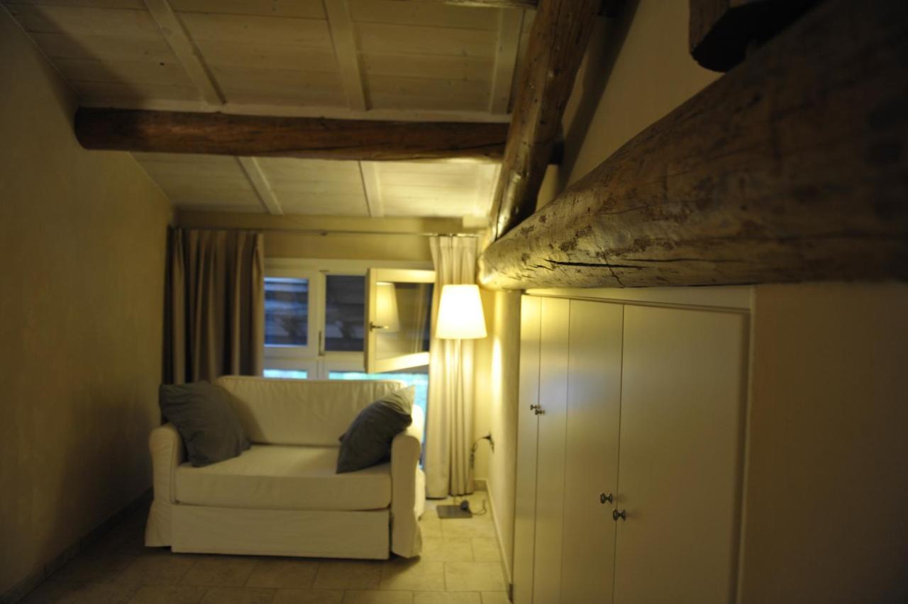 B&B Corte Cornalino Roverbella Exterior photo